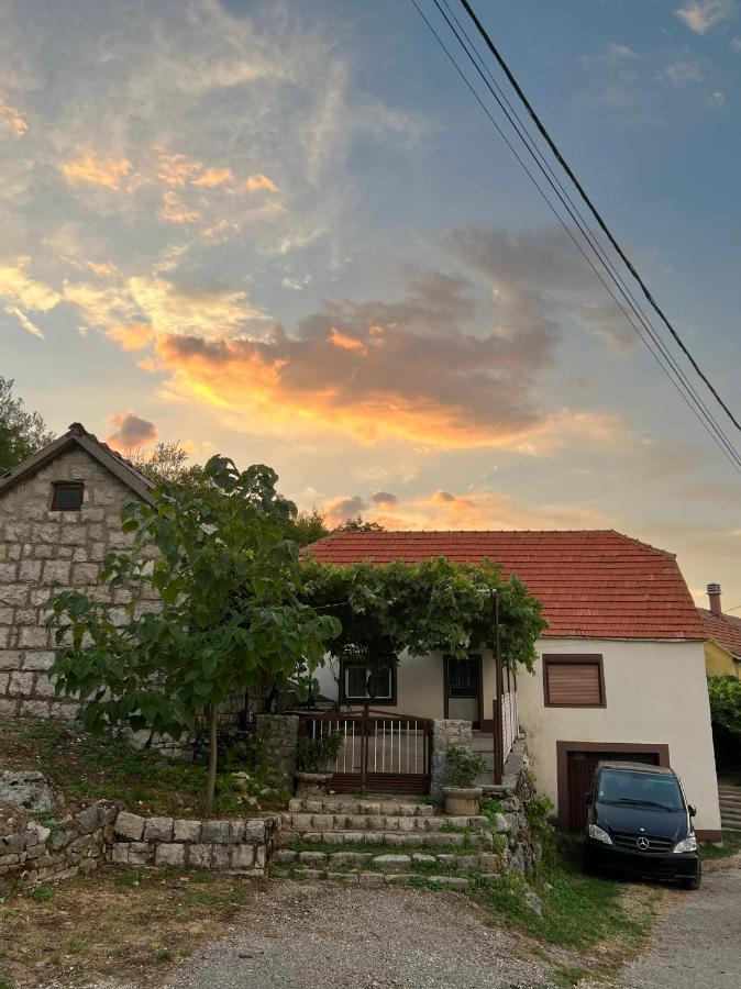 Kuca Za Odmor Βίλα Nikšić Εξωτερικό φωτογραφία